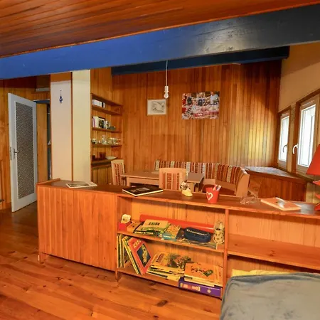 Apartment Gite Agnes Et Olivier Burlats